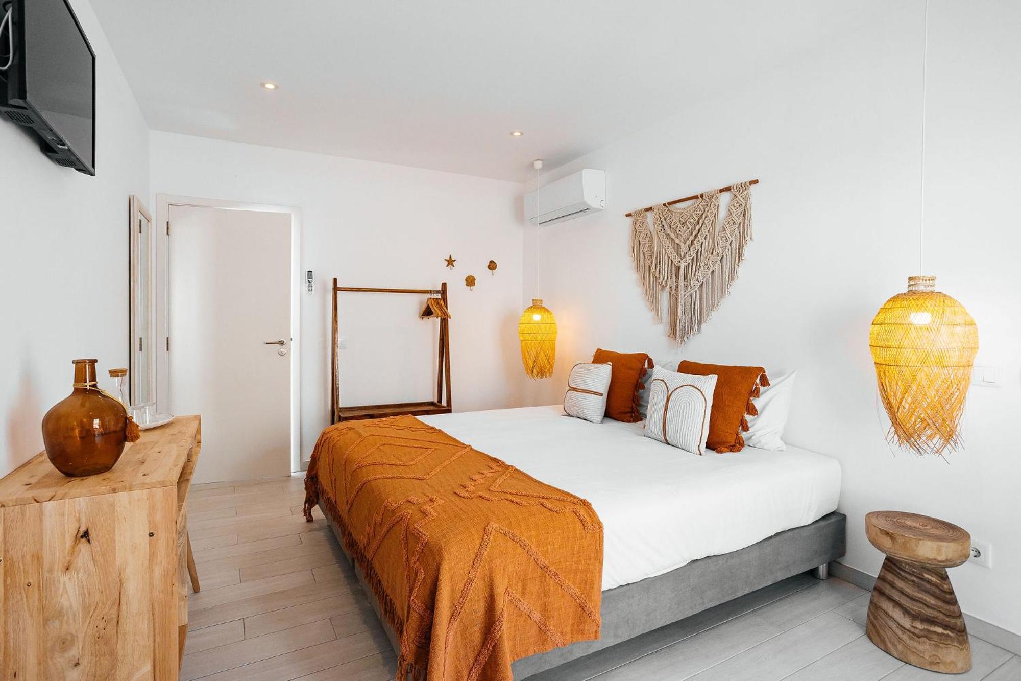 Coral Boutique Suites อัลบูเฟรา ภายนอก รูปภาพ